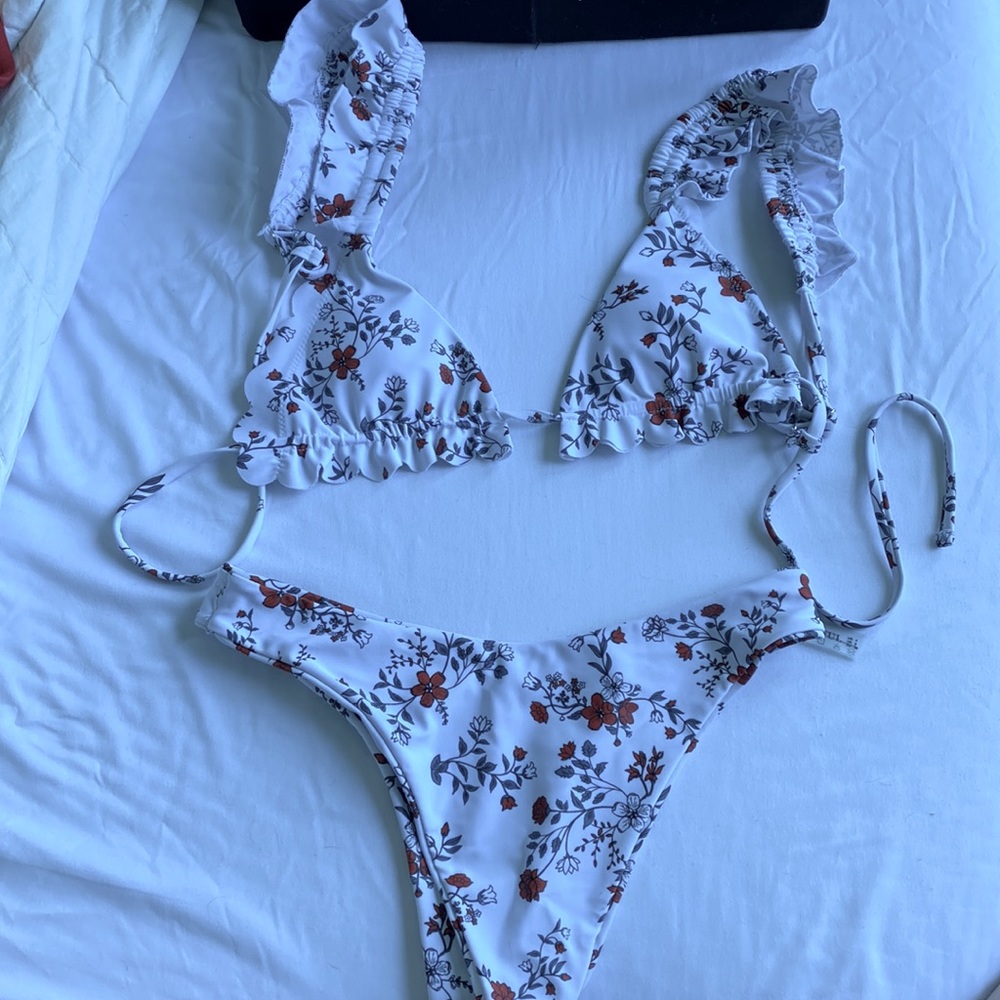 Floral bikini